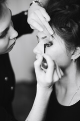 Obraz premium stylist working in a beauty salon and a nice lady