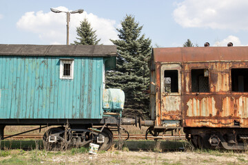 Fototapeta na wymiar Two old wagon