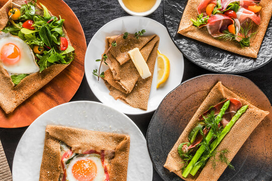 そば粉のクレープ　ガレット　 galette French food