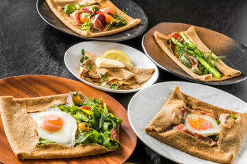 そば粉のクレープ　ガレット　 galette French food