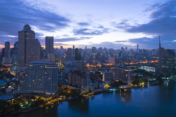 Fototapeta na wymiar Bangkok skyscraper business and travel districts.