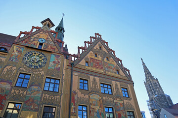 Fototapeta premium Rathaus und Münster in Ulm