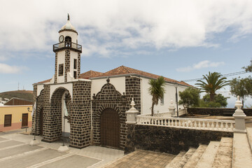 Iglesia de Valverde con plaza y jardines, Isla de El Hierro, Canarias 