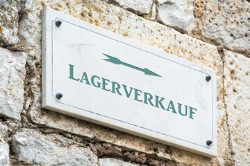 Fototapeta premium Schild 117 - Lagerverkauf