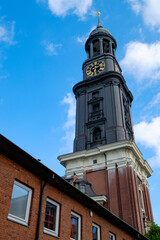 Fototapeta na wymiar St Michaeliskirche in Hamburg