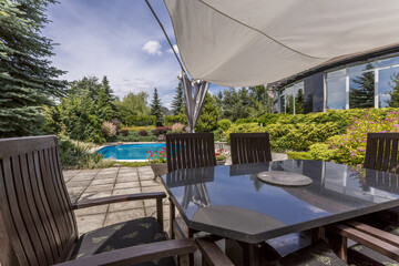 Outdoor furniture set and swiming pool