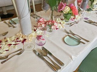 wedding dinner party table