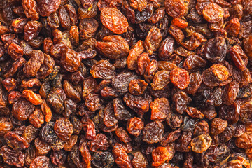Sweet dried raisins.