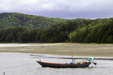 Fototapeta na wymiar Fishing boat, sea, nature, mountain.