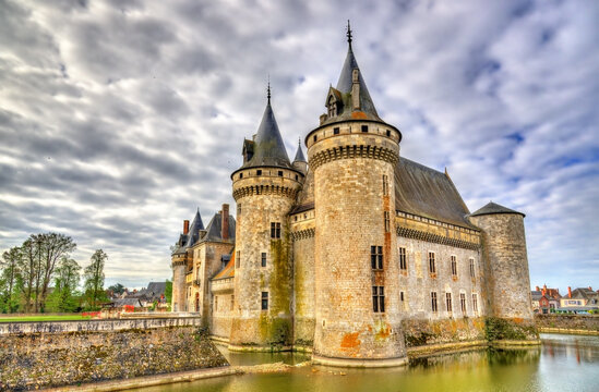 Chateau de Sully-sur-Loire, on of the Loire Valley castles in France