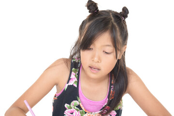 勉強に励む女の子