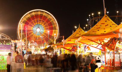State Fair Carnival Midway Games rijdt reuzenrad