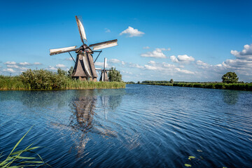 Beautiful dutch windmill landscape at Kinderdijk in the Netherlands