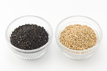 いりごま 黒と白