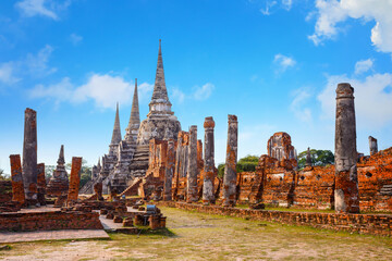 Obraz premium Wat Phra Si Sanphet temple in Ayutthaya Historical Park, a UNESCO world heritage site, Thailand