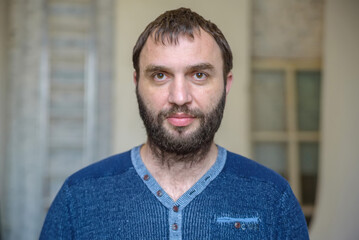 Obraz premium Portrait of handsome bearded man