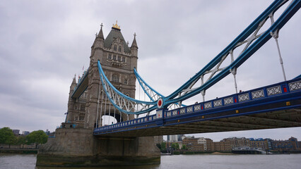 Photo of tower bridge on a cloudy spring morning, London, United Kingdom