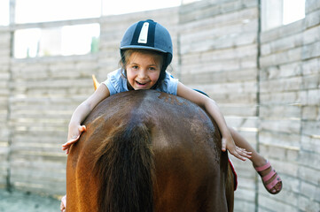 girl on horse , horse riding lessons