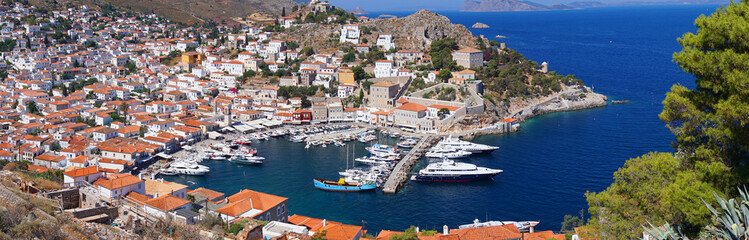 Photo of picturesque island of Hydra on a spring morning, Saronic Gulf, Greece © aerial-drone