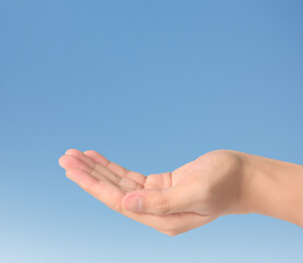 Open palm hand gesture