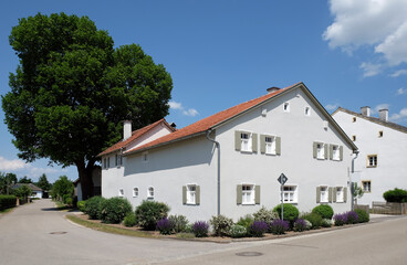 Fototapeta na wymiar Jurahaus in Haunstetten
