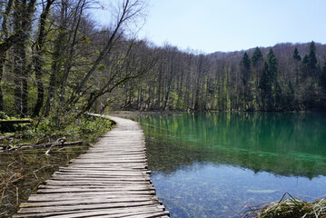 Fototapeta na wymiar beautiful landscape along the way in Plitvice lake national park