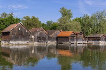 Obraz premium Boat huts in Diessen at Lake Ammersee, Pfaffenwinkel, Upper Bavaria, Bavaria, Germany, Europe