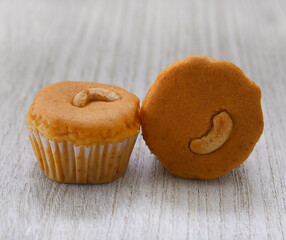 Banana cake paper cup on table