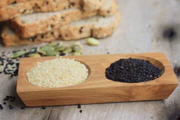 Whole wheat bread and sesame