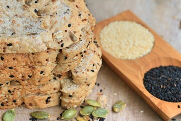 Whole wheat bread and sesame