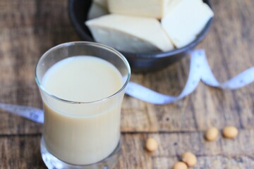 soy milk with soybean