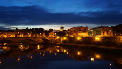 Fototapeta na wymiar Night shot of iconic Castel di Saint Angelo, Rome, Italy