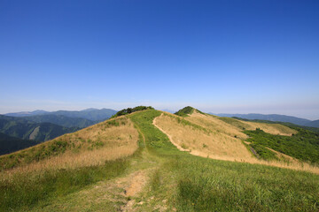 徳島県三好市　塩塚高原展望台からの風景
