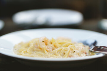 Prawn spaghetti carbonara