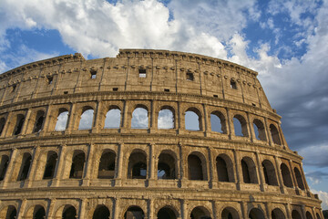 Fototapeta premium Luce al tramonto sul Colosseo, Roma