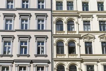 Fototapeta na wymiar tow old houses with stucco in Berlin Kreuzberg