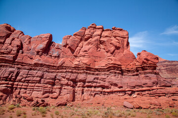 Fototapeta premium Faces Among the Rocks