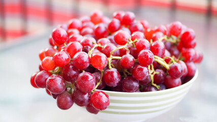 Red grapes, bio