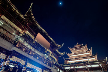 Fototapeta na wymiar Night view of Shanghai, Town God's Temple