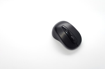 wireless black computer mouse isolate on white background