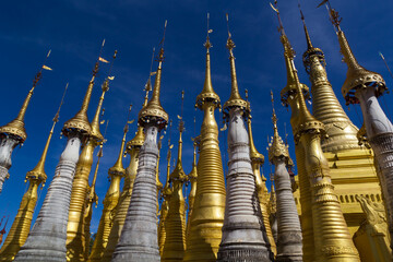 Shwe Indein Pagoda, Inle lake, Myanmar
