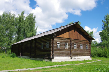 Obraz premium KOSTROMA, RUSSIA - July, 2016: Old wooden houses - monument of ancient Russian architecture