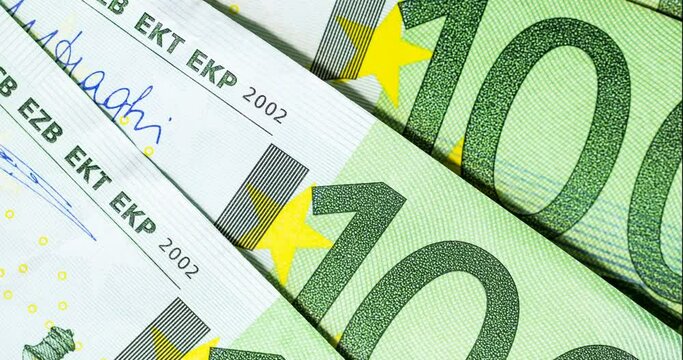 billet de 100 euro gros plan 