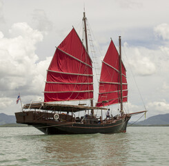 Naklejka premium Chinese Junk Boat