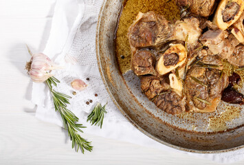 Ossobuco. Braised cross-cut beef shanks.