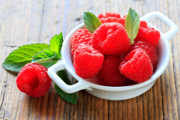 frische Himbeeren © juefraphoto
