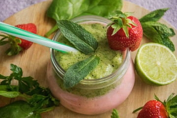 smoothie jar strawberry and banana, mint cocktail