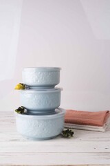 Ware for storage. Dishes Blue