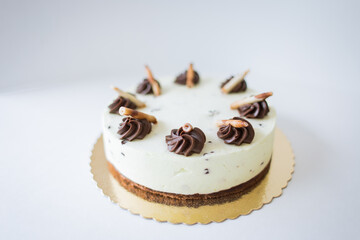 Plain creme cake with chocolate topping