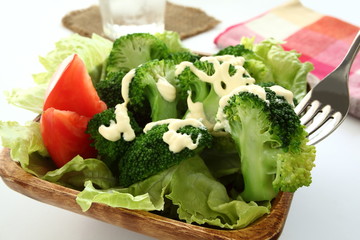 ブロッコリー　サラダ